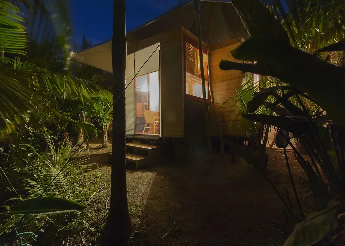 Azul Singular 4* Horta