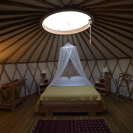 Azul Singular Luxury tent Horta (Azores)