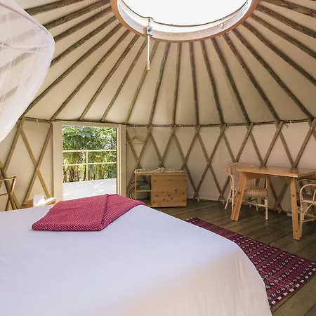 Azul Singular Luxury tent Horta (Azores)